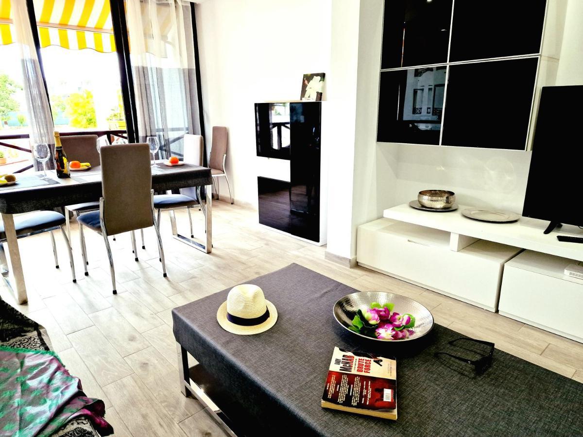 Luxury San Marino Apartment & Pool View Los Cristianos  Bagian luar foto