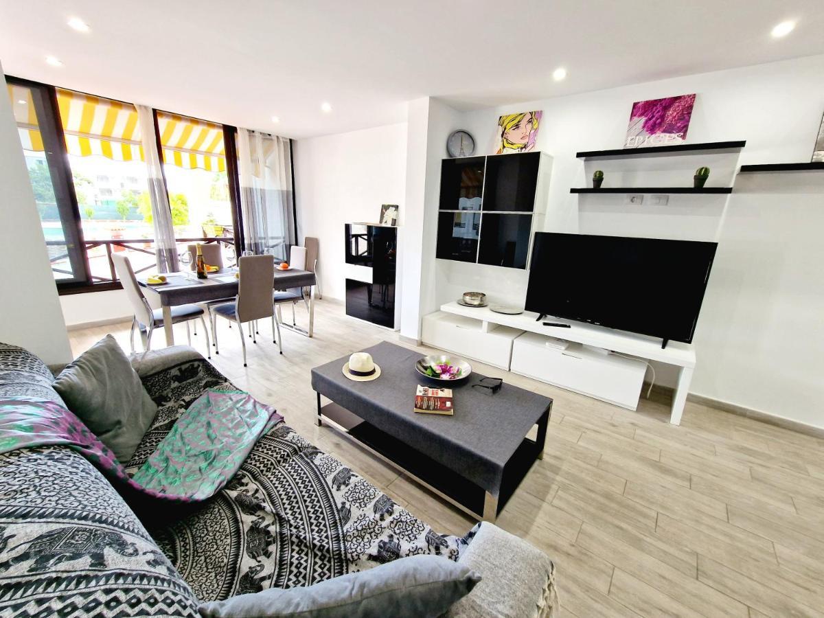 Luxury San Marino Apartment & Pool View Los Cristianos  Bagian luar foto