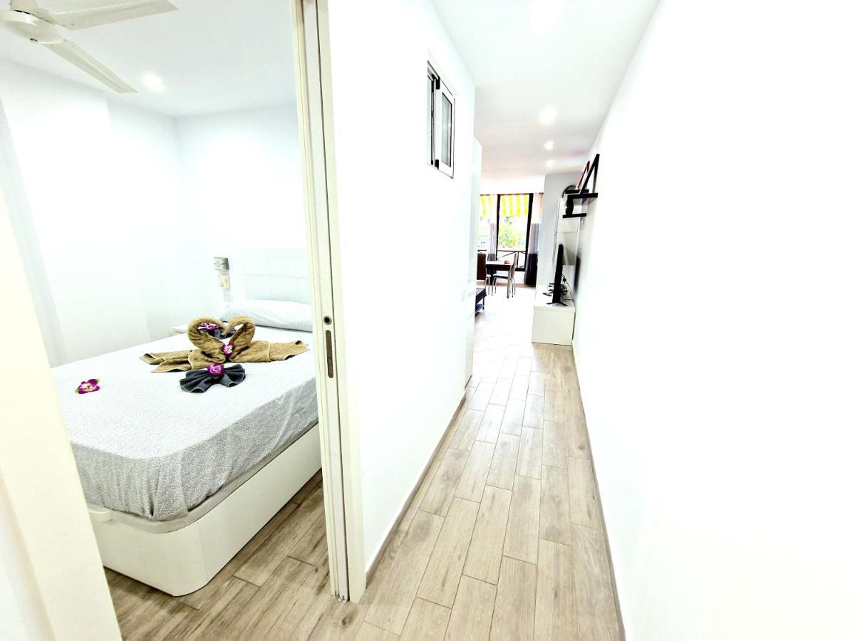 Luxury San Marino Apartment & Pool View Los Cristianos  Bagian luar foto