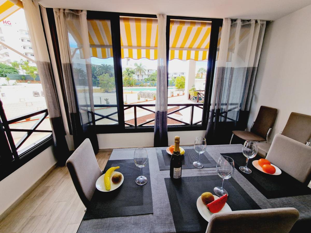 Luxury San Marino Apartment & Pool View Los Cristianos  Bagian luar foto